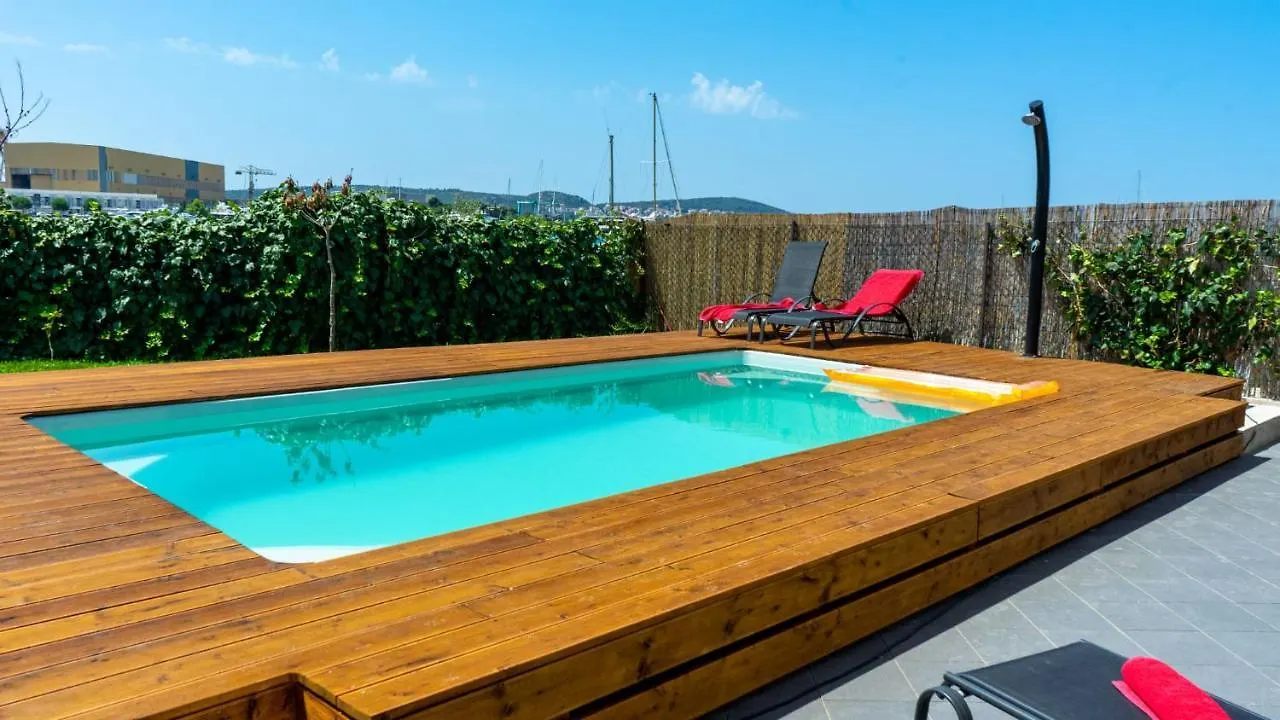 Apartman A2 S Vlastitim Bazenom Lejlighed Trogir 0*,